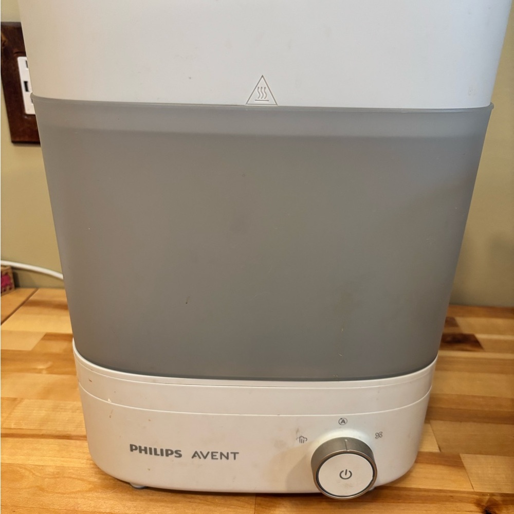 Phillips Avent Sterlizer and Dryer